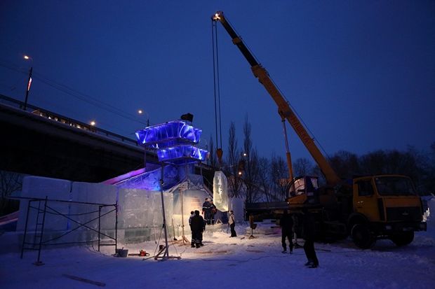 Ледовый городок «Беловодье» эксклюзивно показали за восемь дней до открытия Ледовый городок «Беловодье» эксклюзивно показали за восемь дней до открытия