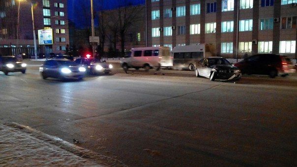 Километровая пробка: BMW учинил тройное ДТП у «Маяковского» Километровая пробка: BMW учинил тройное ДТП у «Маяковского»