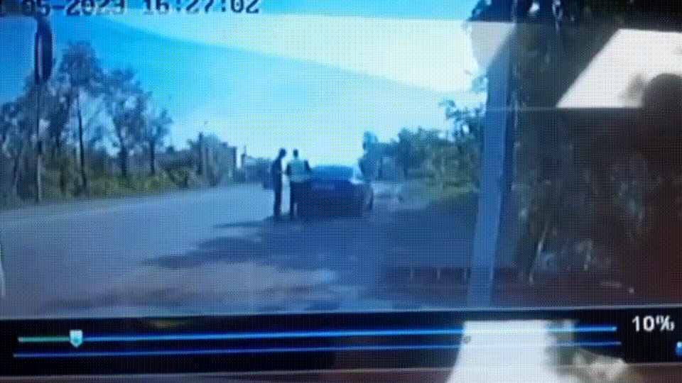 Оглашены обстоятельства наезда автобуса на водителя и инспектора ДПС