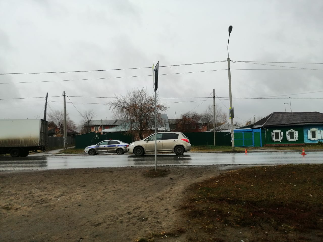 В Омске водитель «Ниссана» сбил мальчика, шедшего в школу В Омске водитель «Ниссана» сбил мальчика, шедшего в школу