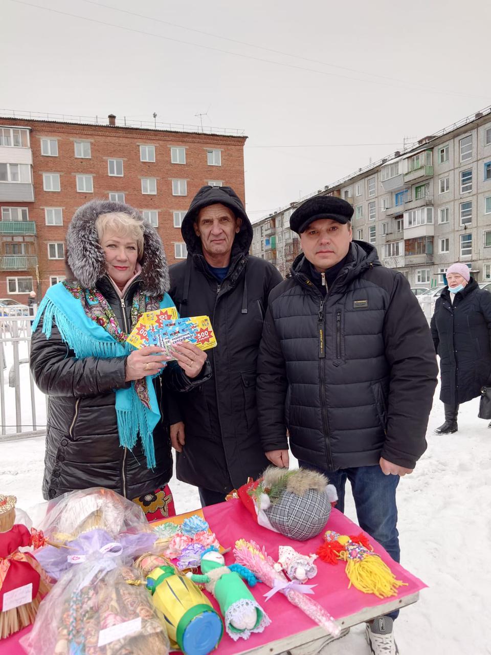 Жители Октябрьского округа встретили весну праздником Жители Октябрьского округа встретили весну праздником