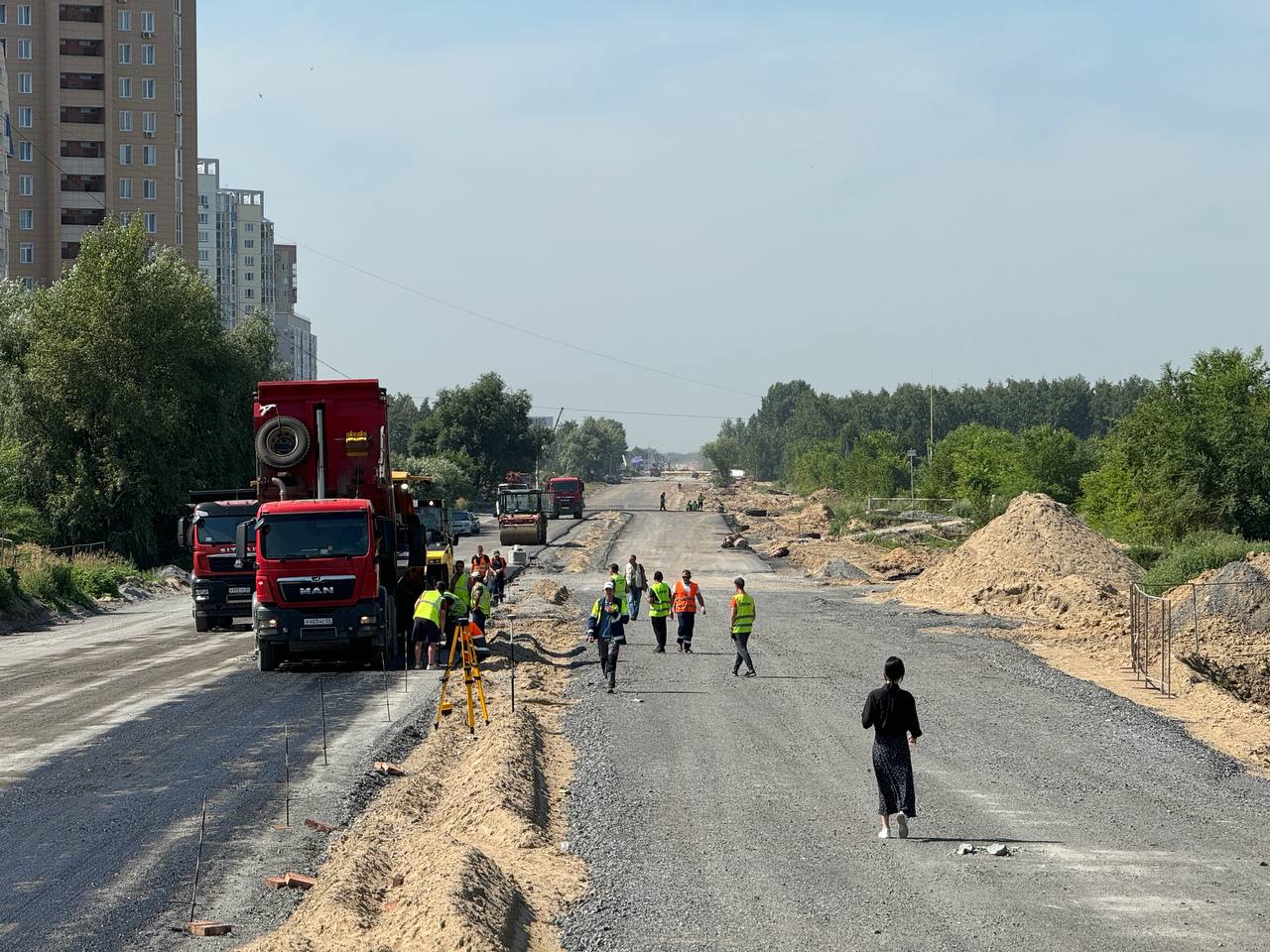 Перекресток улицы Волгоградской и бульвара Архитекторов в Омске откроют к началу учебного года Перекресток улицы Волгоградской и бульвара Архитекторов в Омске откроют к началу учебного года