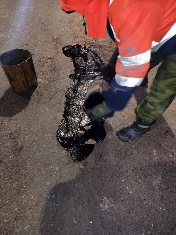 В Омске принимаются временные меры для ликвидации ям на дорогах
