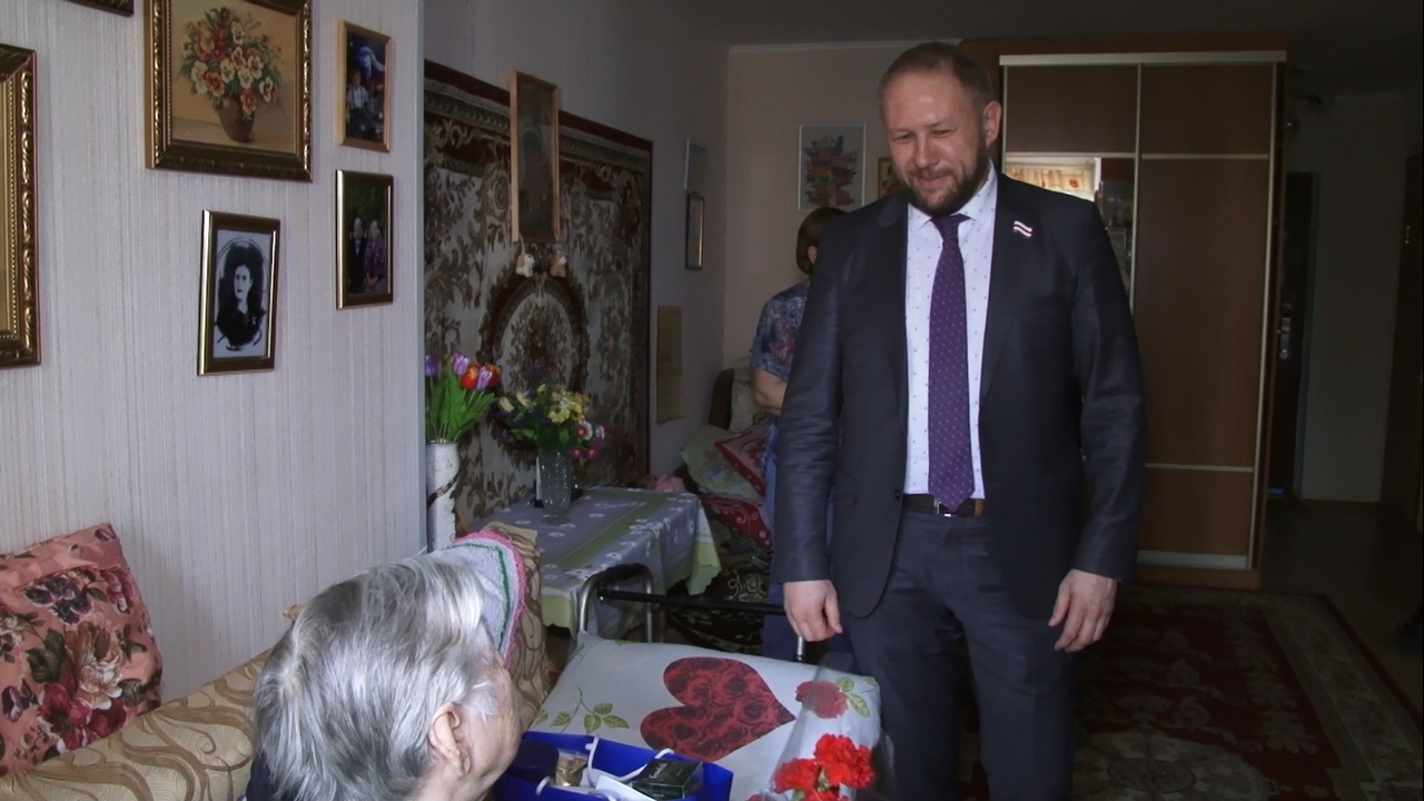 «Мы ждали эту победу»: Ткачук поздравил омичек-ветеранов «Мы ждали эту победу»: Ткачук поздравил омичек-ветеранов