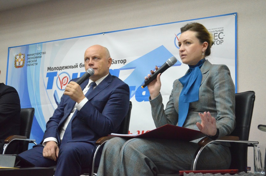Про Деда Мороза, Снегурочку и бантики на подарках – как прошла встреча губернатора с бизнесменами Про Деда Мороза, Снегурочку и бантики на подарках – как прошла встреча губернатора с бизнесменами