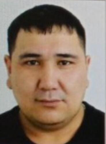 В Омске разыскивают мужчину за совершение тяжкого преступления под угрозой канцелярского ножа В Омске разыскивают мужчину за совершение тяжкого преступления под угрозой канцелярского ножа