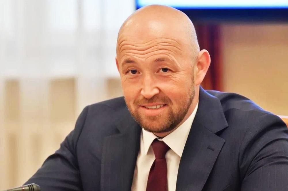 Новый глава омского Минтранса попрощался с прежней жизнью Новый глава омского Минтранса попрощался с прежней жизнью