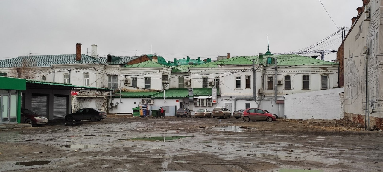 Некрасивое: шесть унылых зданий в центре Омска