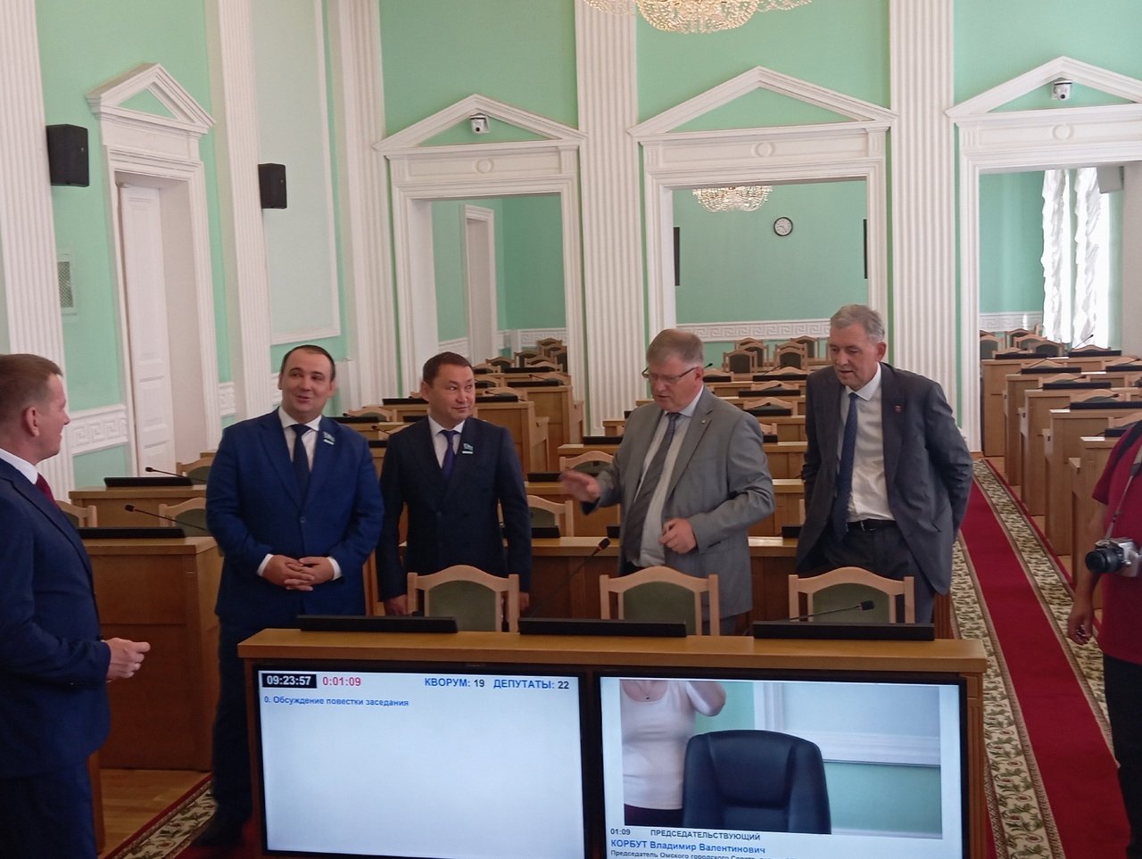 Председатели Омского горсовета и Павлодарского маслихата подписали меморандум о сотрудничестве Председатели Омского горсовета и Павлодарского маслихата подписали меморандум о сотрудничестве