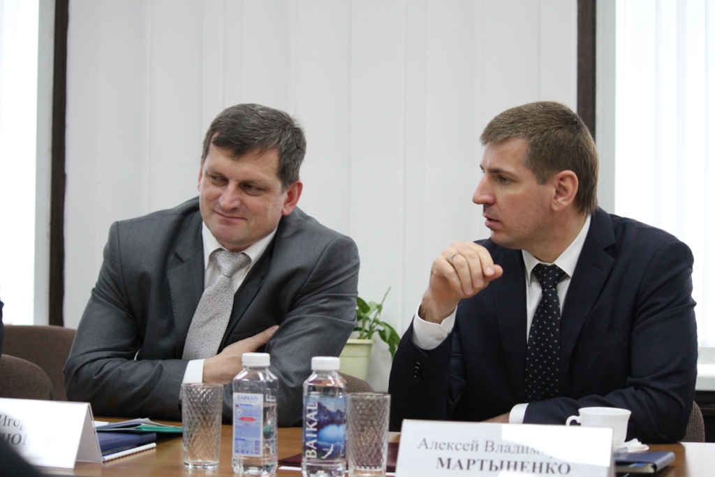 Омский депутат Госдумы Виктор Шрейдер возглавил попечительский совет СибАДИ Омский депутат Госдумы Виктор Шрейдер возглавил попечительский совет СибАДИ