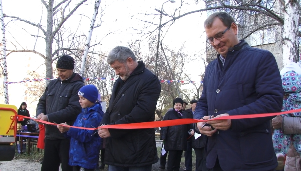 Дмитрий Сахань