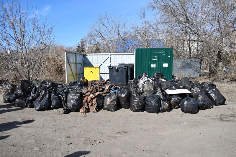 Омский регоператор бесплатно принял 100 тонн мусора после общегородского субботника Омский регоператор бесплатно принял 100 тонн мусора после общегородского субботника