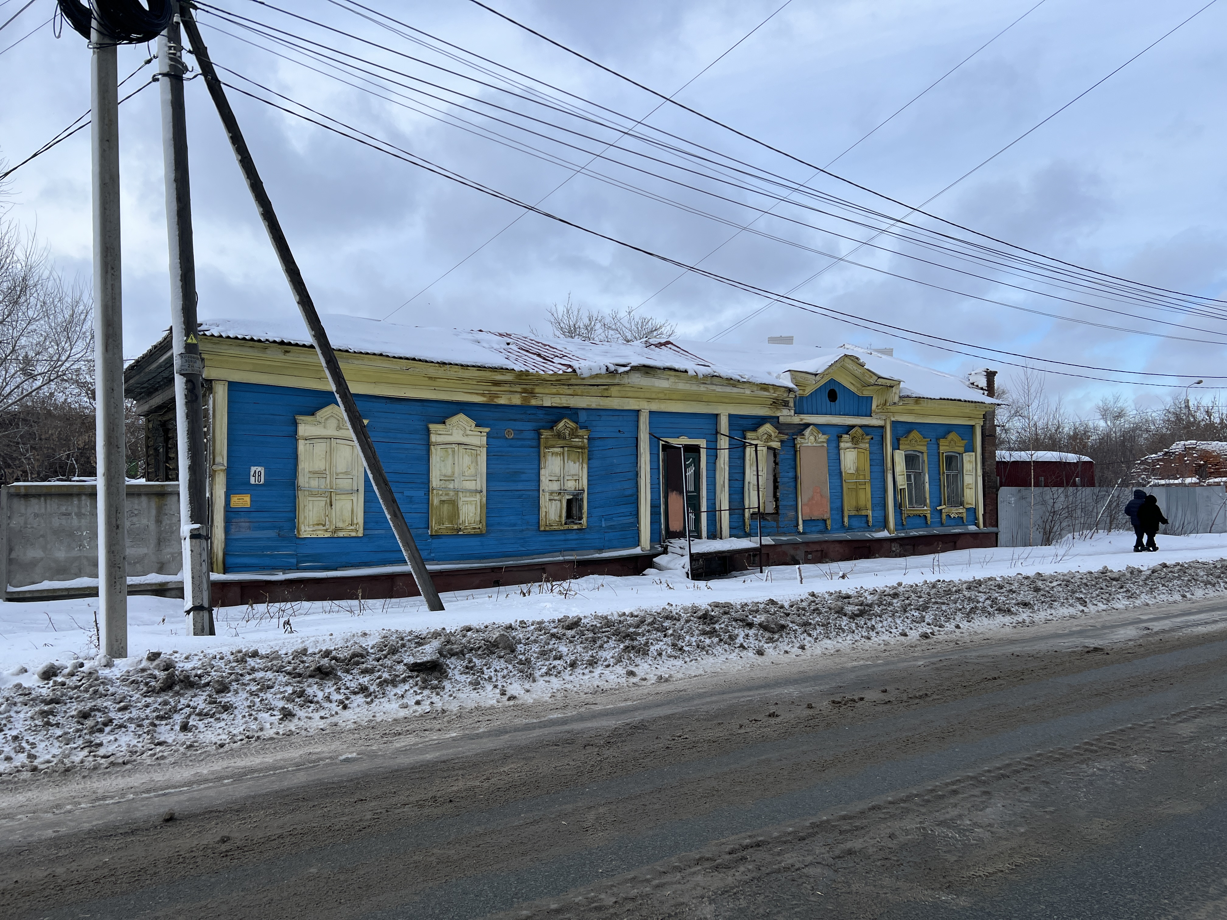 Декабристов, 48