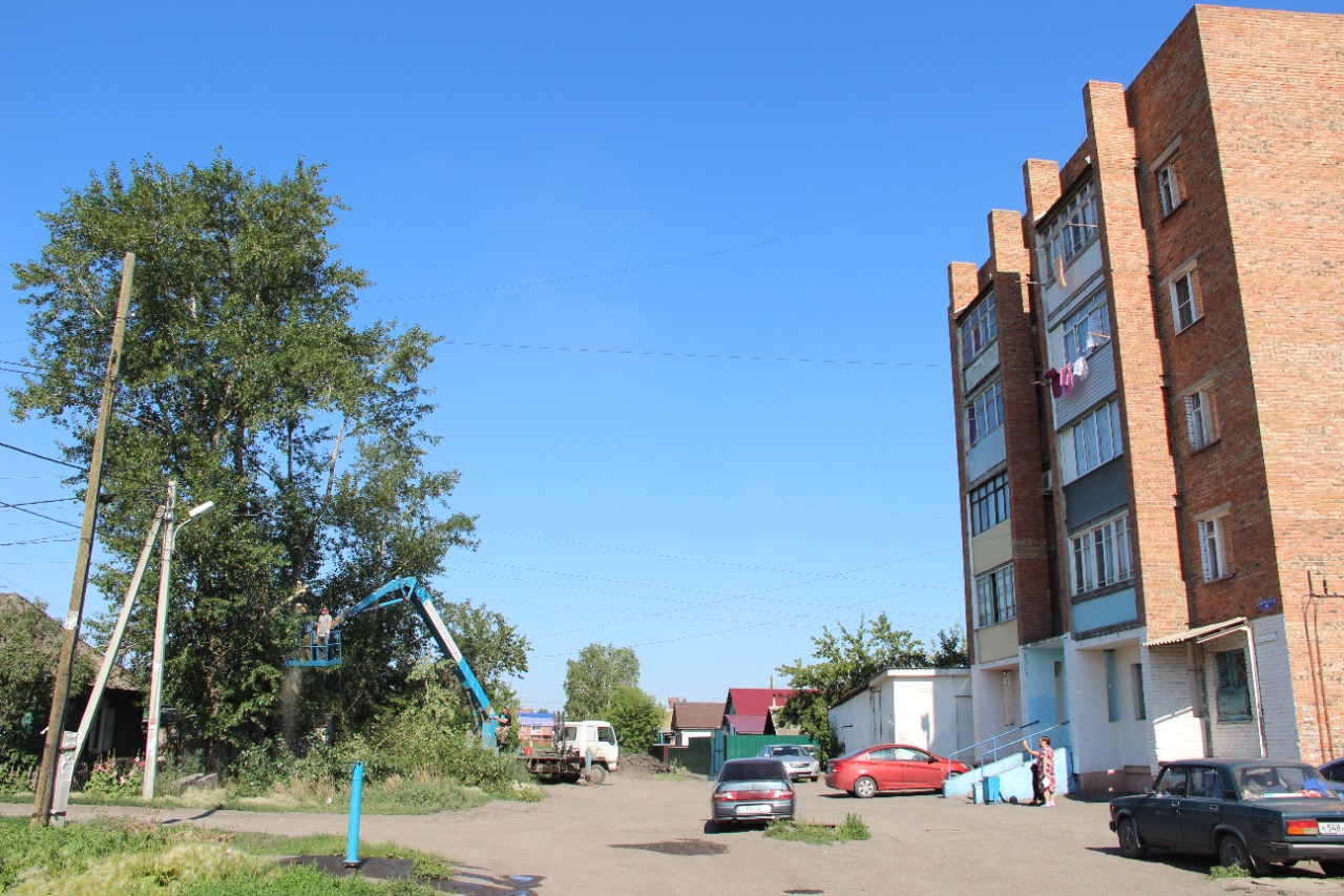 Омские единороссы помогают в преображении города по федеральному проекту