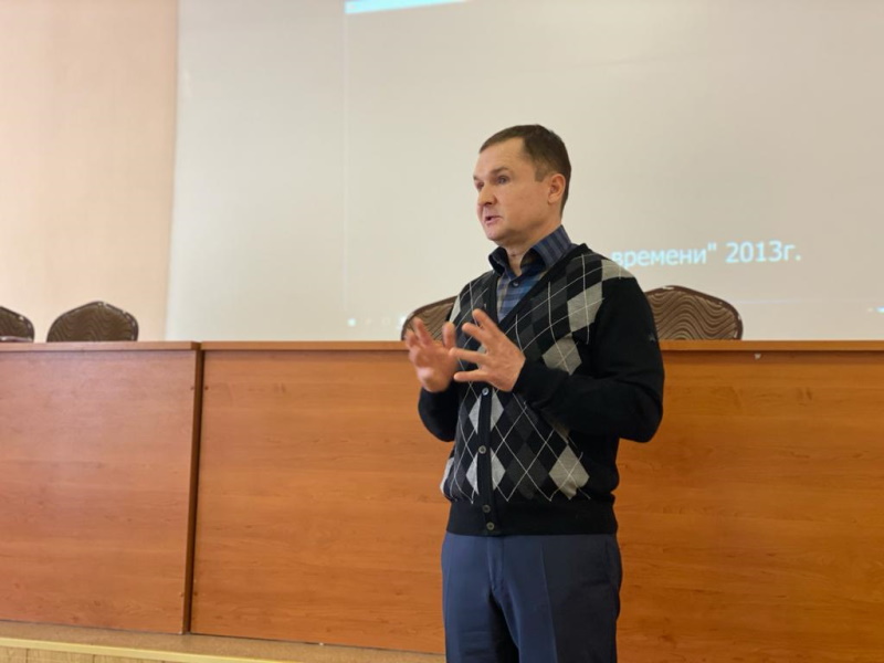 Степан Бонковский провел встречу с коллективом областной детской больницы Степан Бонковский провел встречу с коллективом областной детской больницы