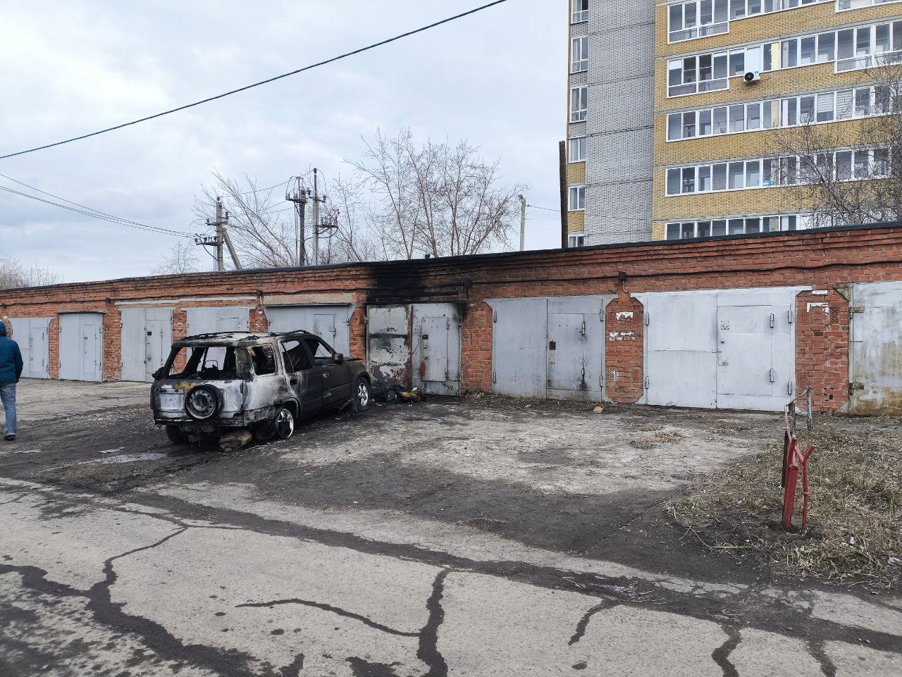 Появились фото жуткого пожара после серии взрывов в Омске Появились фото жуткого пожара после серии взрывов в Омске