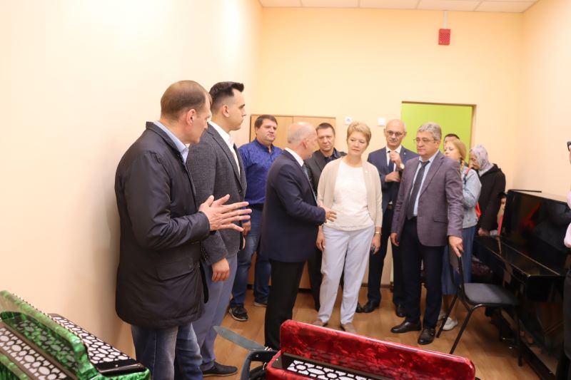 В Омске при поддержке «Единой России» открылся новый корпус школы искусств В Омске при поддержке «Единой России» открылся новый корпус школы искусств