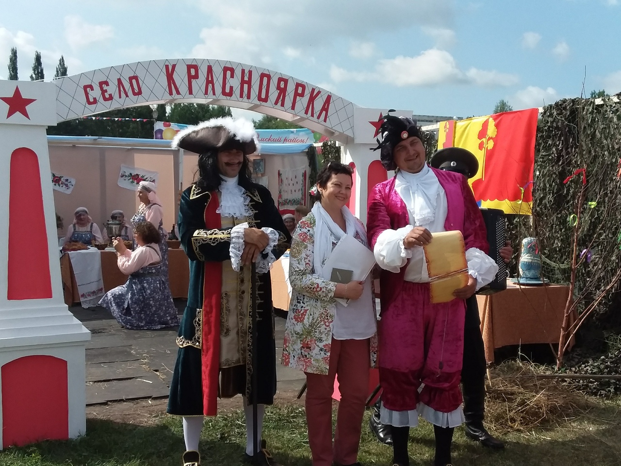 «Здесь живут самые лучшие люди»: в горсовете поздравили с юбилеем жителей Омского района - фото «Здесь живут самые лучшие люди»: в горсовете поздравили с юбилеем жителей Омского района - фото