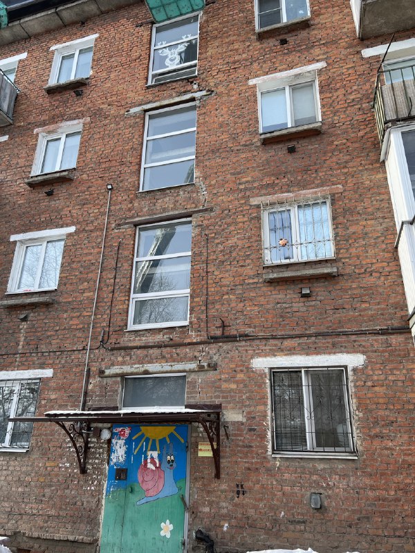 В Омске прокуратура через суд требует провести капитальный ремонт фасада дома с трещинами В Омске прокуратура через суд требует провести капитальный ремонт фасада дома с трещинами