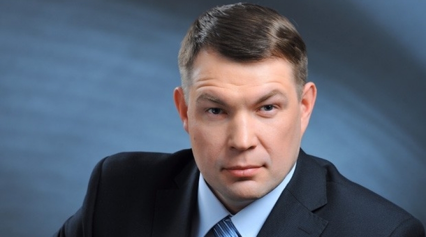 Бизнесмен Гуселетов и активист «Оплота» Жицкий пойдут в омское Заксобрание самовыдвиженцами Бизнесмен Гуселетов и активист «Оплота» Жицкий пойдут в омское Заксобрание самовыдвиженцами
