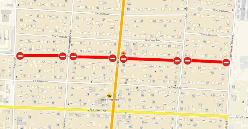 В центре Омска перекрыли улицу до конца осени