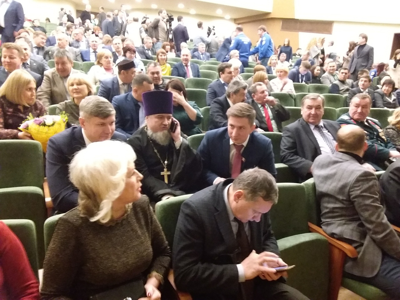 Бурков отметил вклад Общественной палаты в межнациональный мир в Омской области Бурков отметил вклад Общественной палаты в межнациональный мир в Омской области