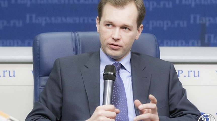 Бурков и его подчиненные обнародовали свои доходы Бурков и его подчиненные обнародовали свои доходы