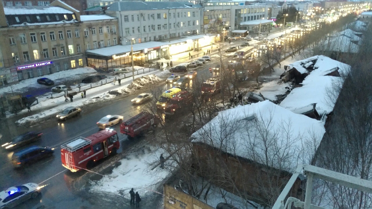 Ни живых, ни мертвых на месте обрушения бывших складов Минобороны в Омске не нашли Ни живых, ни мертвых на месте обрушения бывших складов Минобороны в Омске не нашли
