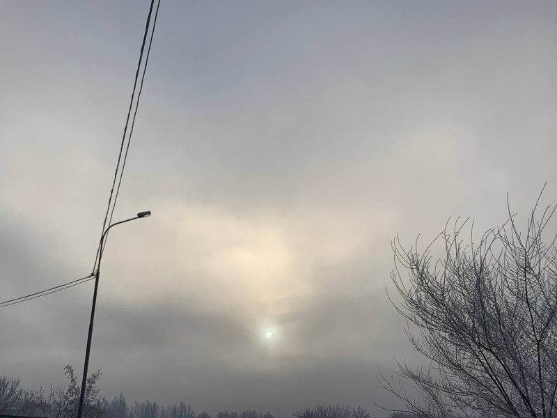 На Омск опустился радиационный туман