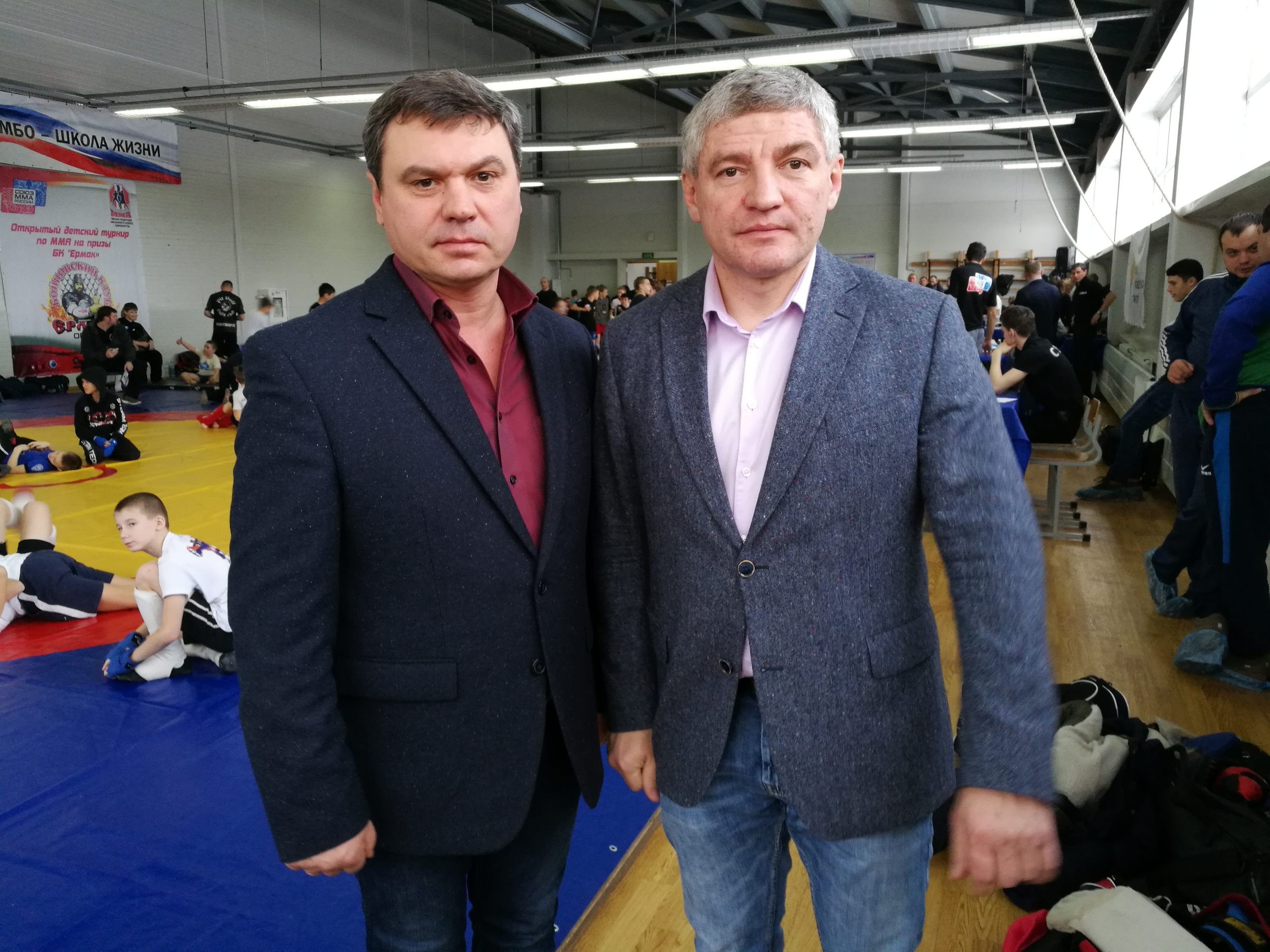 В Омске прошел детско-юношеский турнир по смешанному боевому единоборству В Омске прошел детско-юношеский турнир по смешанному боевому единоборству