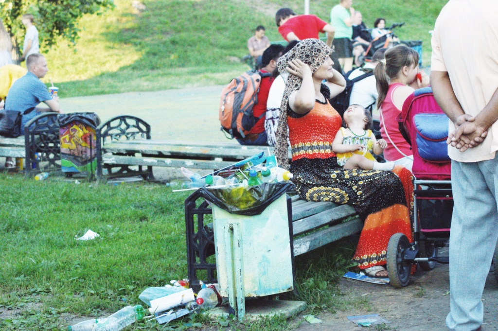 В День города парк «Зеленый остров» не справился с гигантским объемом мусора