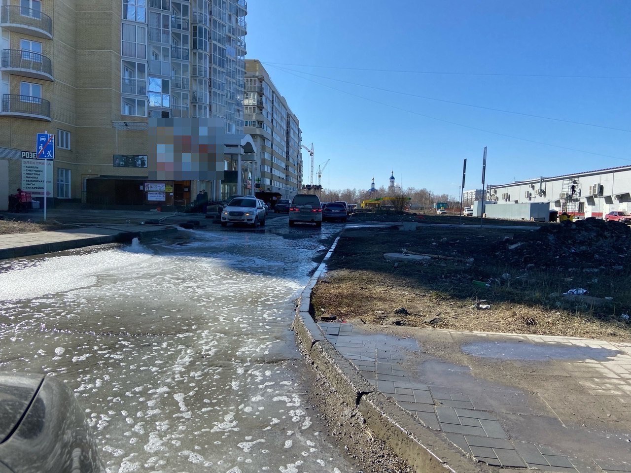 Появились снимки масштабного затопления на омской Московке Появились снимки масштабного затопления на омской Московке