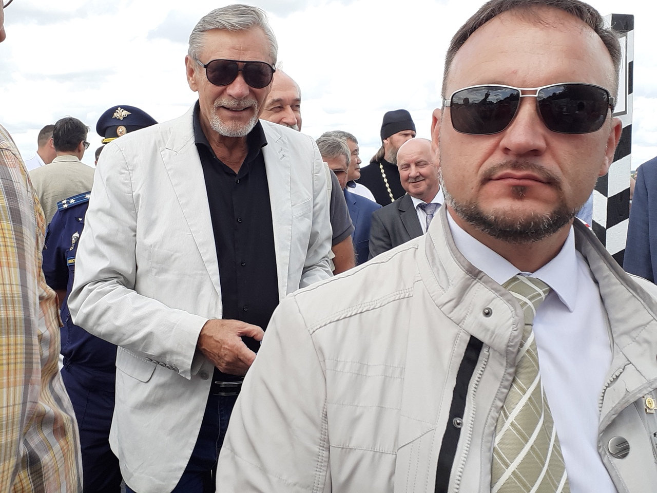 Актер Михайлов восхитился находчивостью жителей Омского района - фото Актер Михайлов восхитился находчивостью жителей Омского района - фото