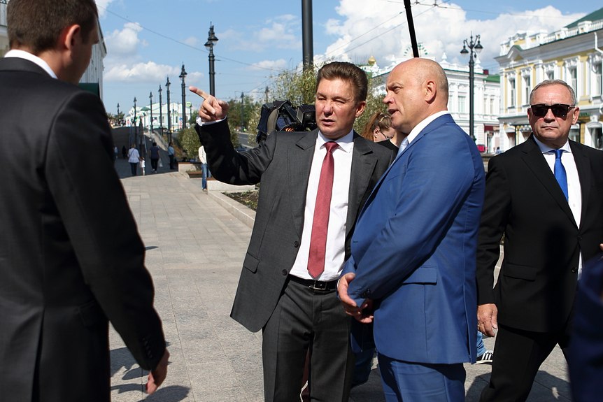 Глава «Газпрома» Миллер пообещал доремонтировать Любинский проспект до Ленинградского моста Глава «Газпрома» Миллер пообещал доремонтировать Любинский проспект до Ленинградского моста