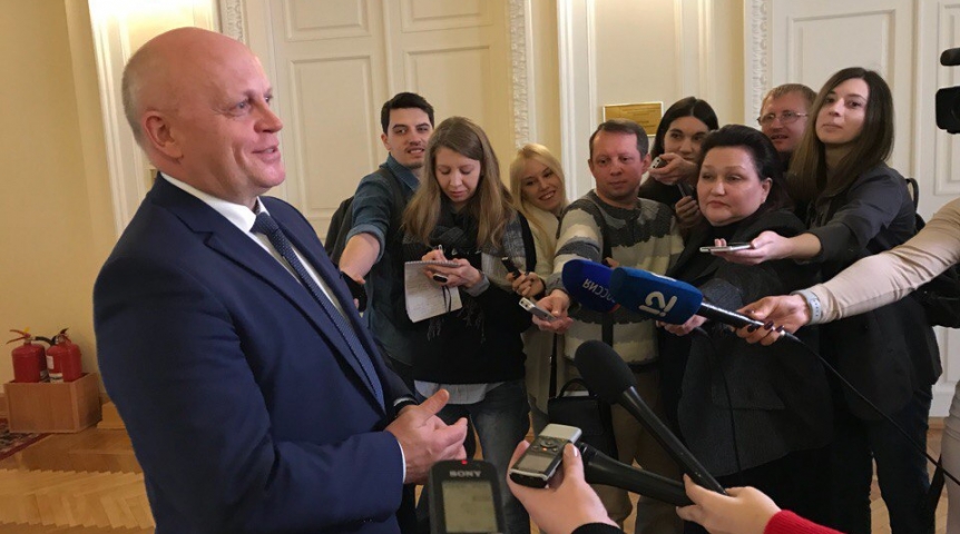 Омские единороссы утвердили преемника бывшего сенатора Сергея Попова Омские единороссы утвердили преемника бывшего сенатора Сергея Попова