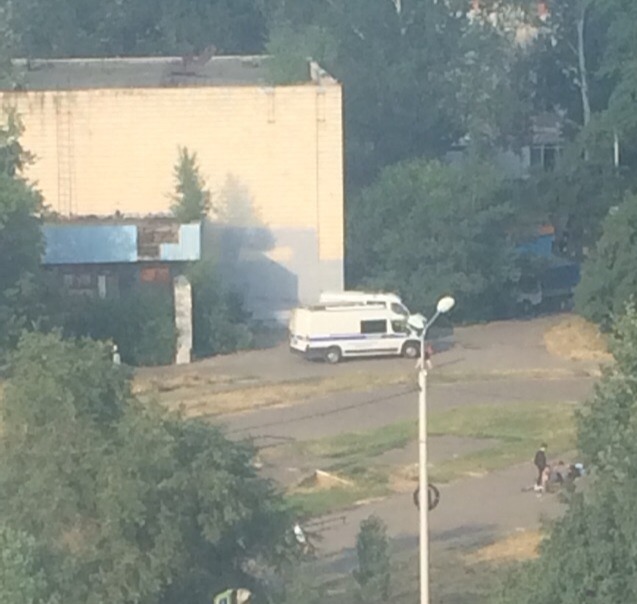 «Что еще надо, чтобы снесли «Сатурн»: в здании омского кинотеатра нашли тело парня
