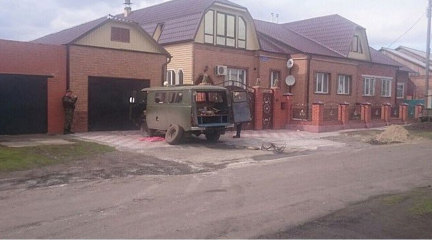 Силовики задержали подозреваемого в подрыве экс-главы большереченского суда Хайрулина Силовики задержали подозреваемого в подрыве экс-главы большереченского суда Хайрулина