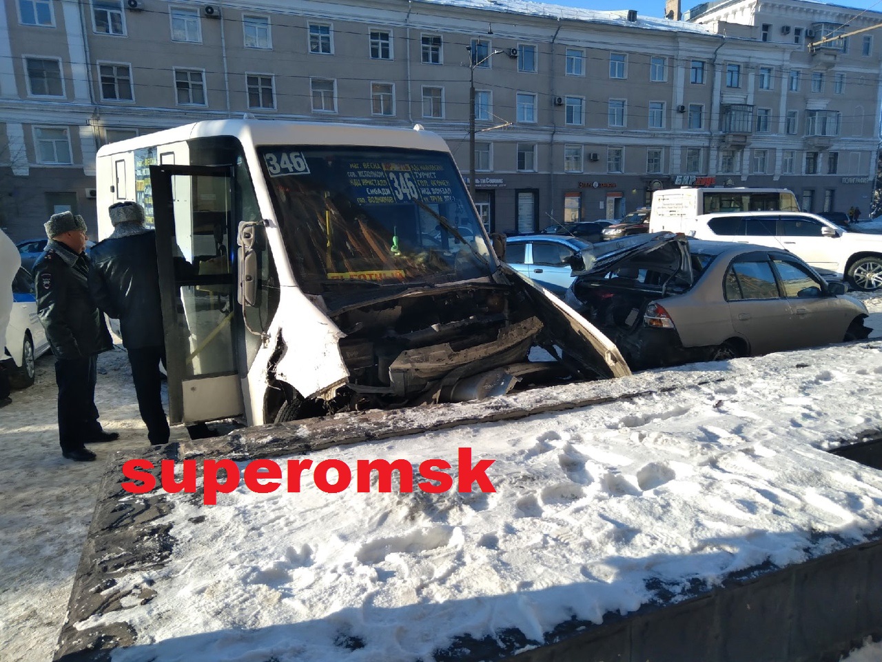 Из омичей выходят бесы? Праздник Крещения в Омске отметился массой резонансных ДТП Из омичей выходят бесы? Праздник Крещения в Омске отметился массой резонансных ДТП