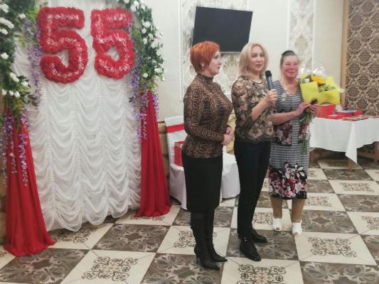 Инна Гомолко поздравила детсад № 124 с юбилеем Инна Гомолко поздравила детсад № 124 с юбилеем
