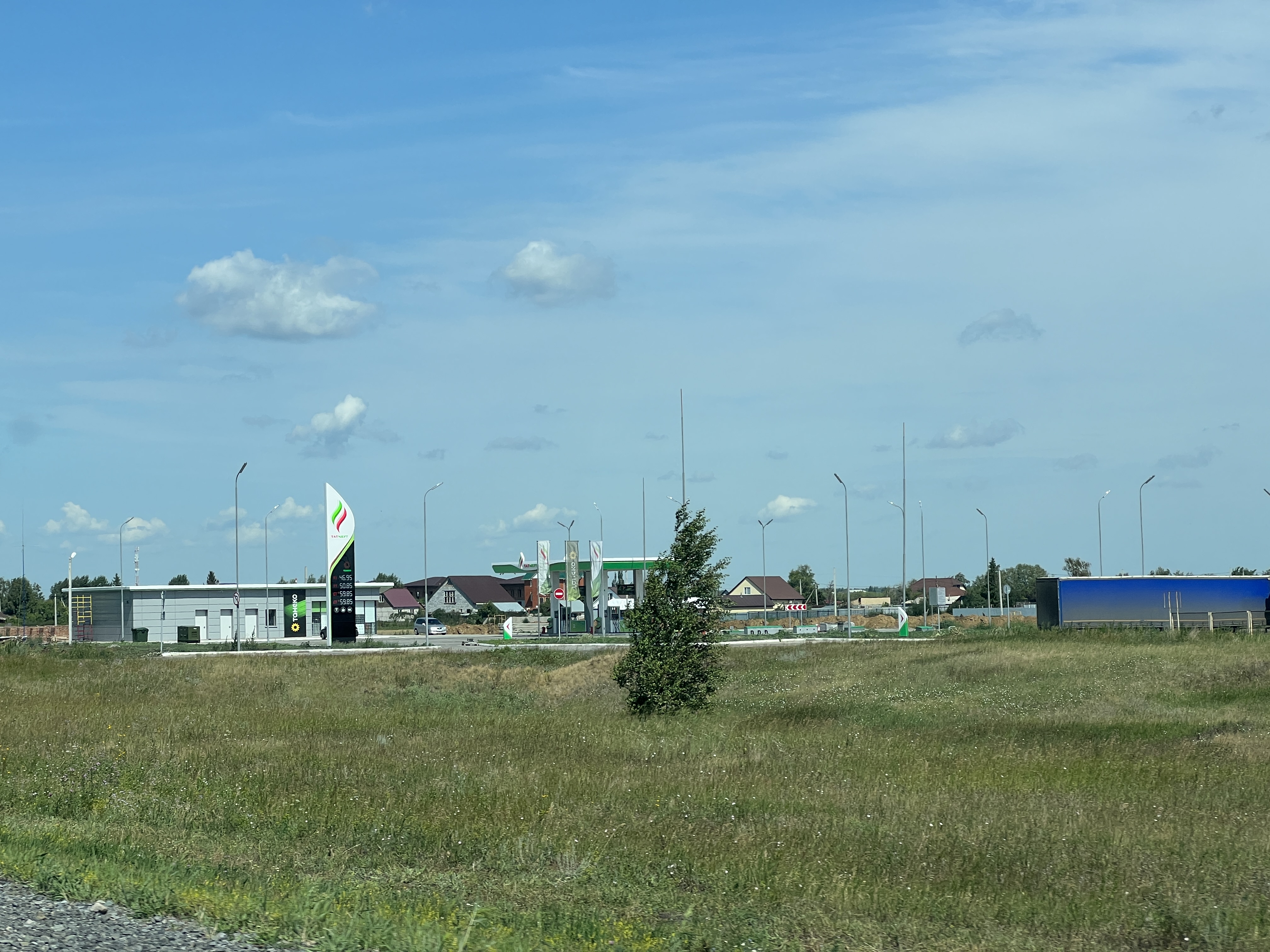 Кто может приобрести запланированные к продаже АЗС «Юнигаз» в Омске? Кто может приобрести запланированные к продаже АЗС «Юнигаз» в Омске?