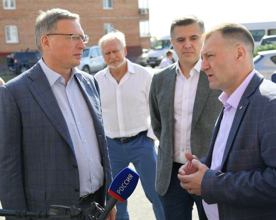 В Омске в 2022 году к комплексу «Безопасный город» подключили уже более 180 домов В Омске в 2022 году к комплексу «Безопасный город» подключили уже более 180 домов
