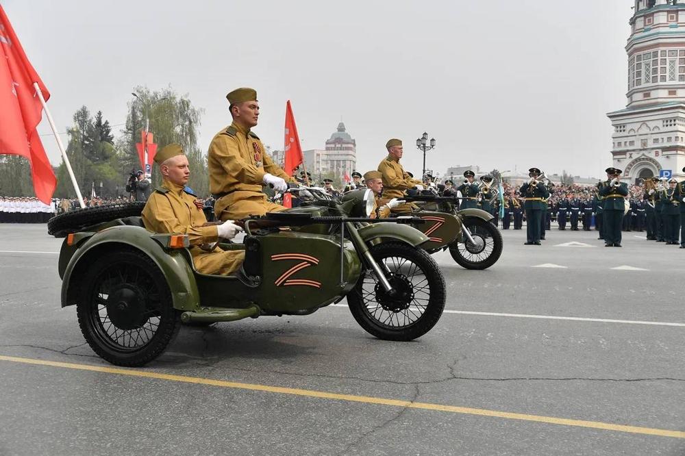 В Омске 9 мая прошел парад Победы