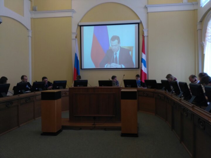 Медведев проводит совещание в правительстве Омской области - трансляция Медведев проводит совещание в правительстве Омской области - трансляция