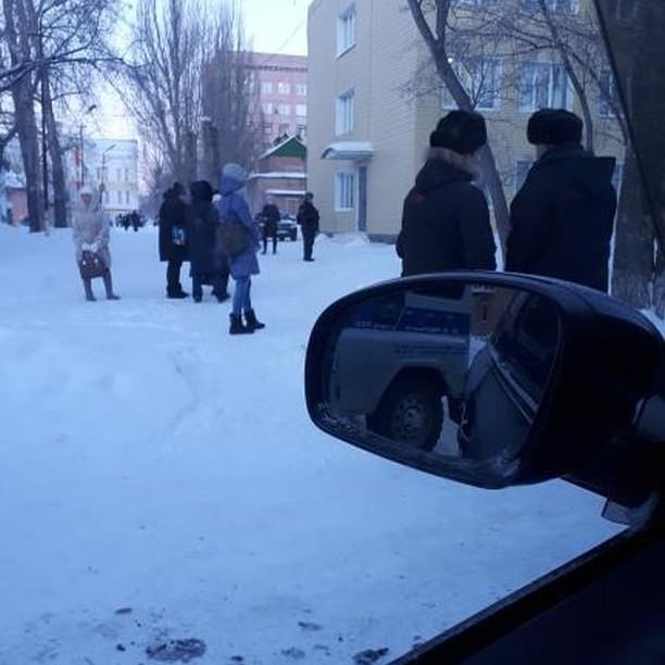 В Омске массово эвакуируют школы и лечебные заведения: обновляется В Омске массово эвакуируют школы и лечебные заведения: обновляется