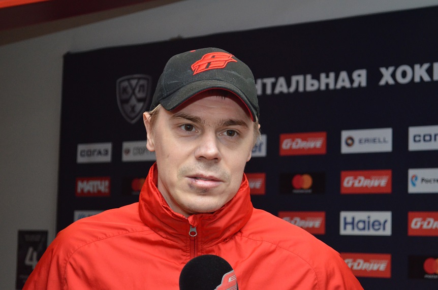 Форвард «Авангарда» Бут о плей-офф: «Не важно, боль ты испытываешь или дискомфорт, нужно выходить на лед» Форвард «Авангарда» Бут о плей-офф: «Не важно, боль ты испытываешь или дискомфорт, нужно выходить на лед»
