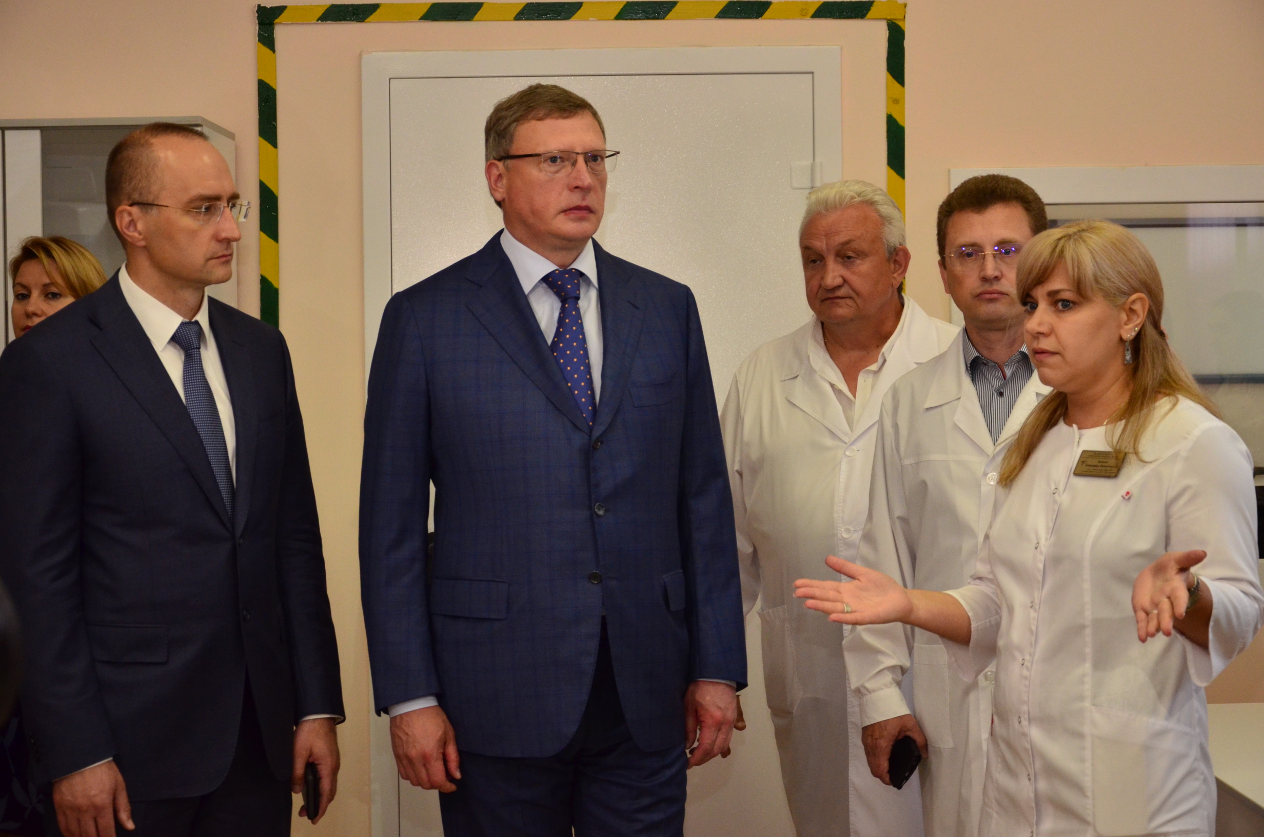 Бурков открыл уникальный детский хирургический стационар в Омске Бурков открыл уникальный детский хирургический стационар в Омске