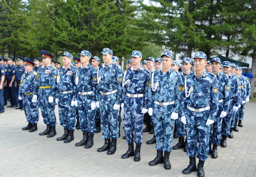 В парке Победы прошел смотр-конкурс песни и строя омского УФСИН В парке Победы прошел смотр-конкурс песни и строя омского УФСИН