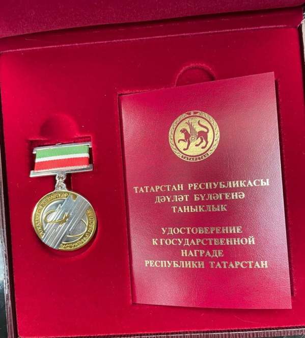 Омский общественник Миниханов стал заслуженным работником культуры Республики Татарстан Омский общественник Миниханов стал заслуженным работником культуры Республики Татарстан