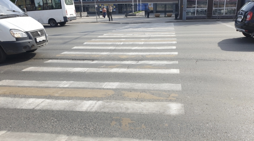 Десятки миллионов, выделенные на разметку в Омске, бесследно стираются с городских дорог Десятки миллионов, выделенные на разметку в Омске, бесследно стираются с городских дорог