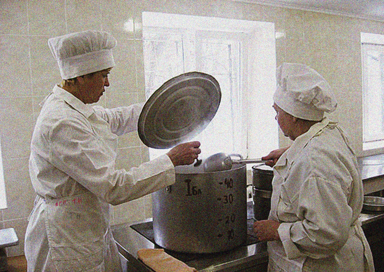 ИТОГИ НЕДЕЛИ: «бойкое» место для бывшего губернатора, новые «глаза и уши» президента, хоккейная заскорузлость и городское «отставничество»